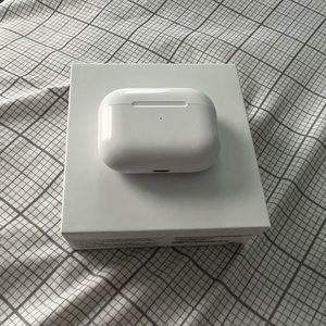Apple airpod pros